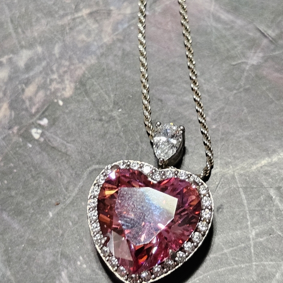 Radiant Pink Heart Necklace with Sparkling Accents 925 Silver - Picture 2 of 12
